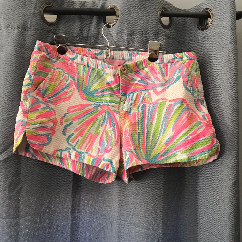 Lily Pulitzer shell shorts